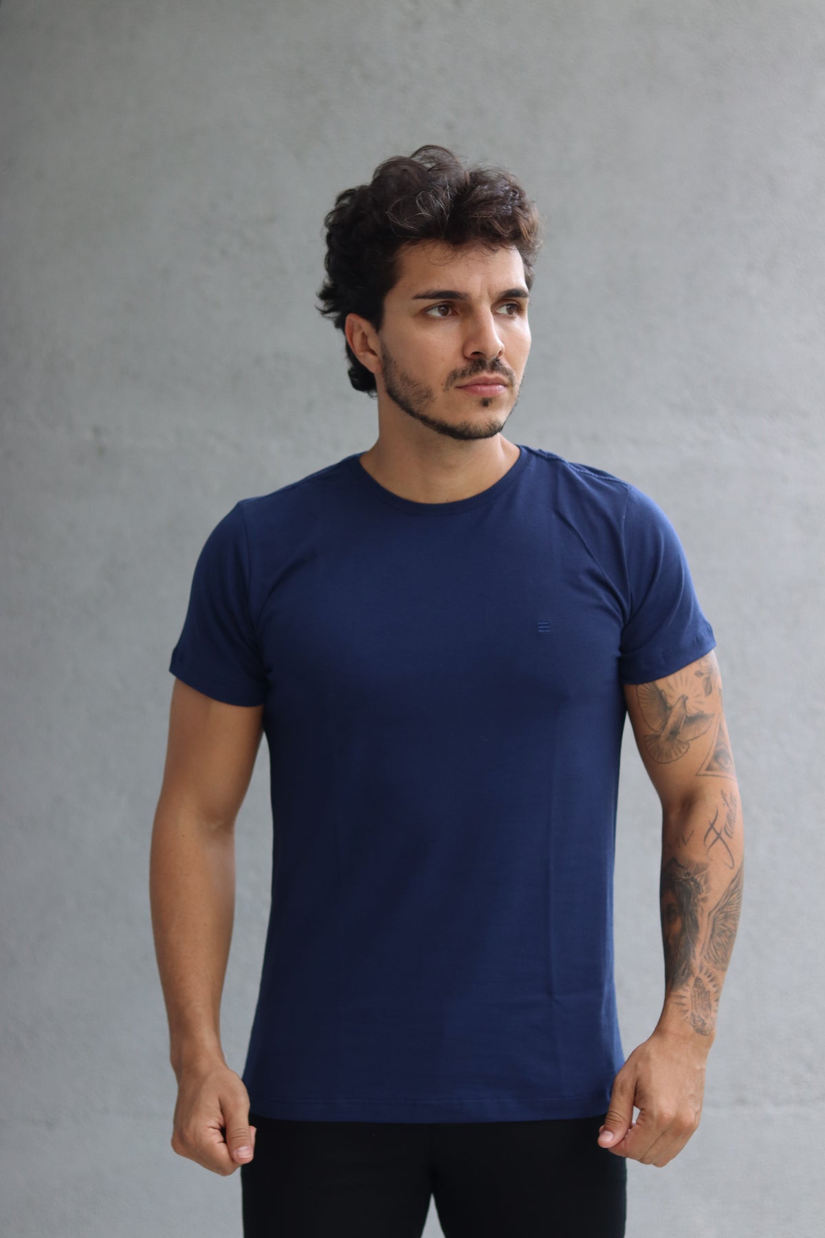 Camiseta Happen Clássica