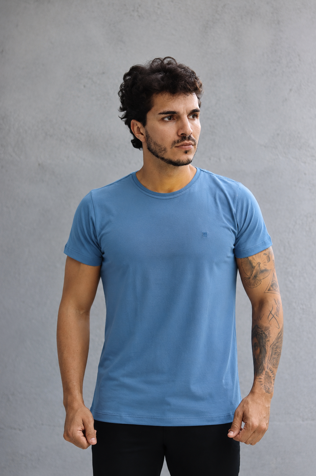 Camiseta Happen Clássica
