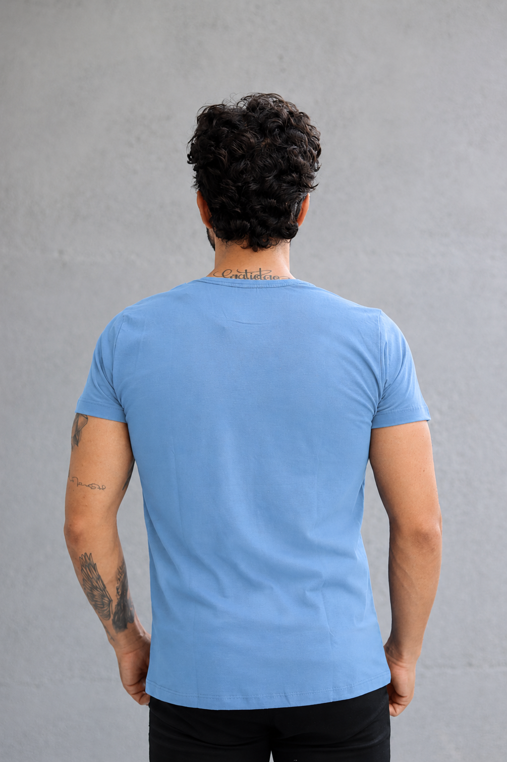 Camiseta Happen Clássica