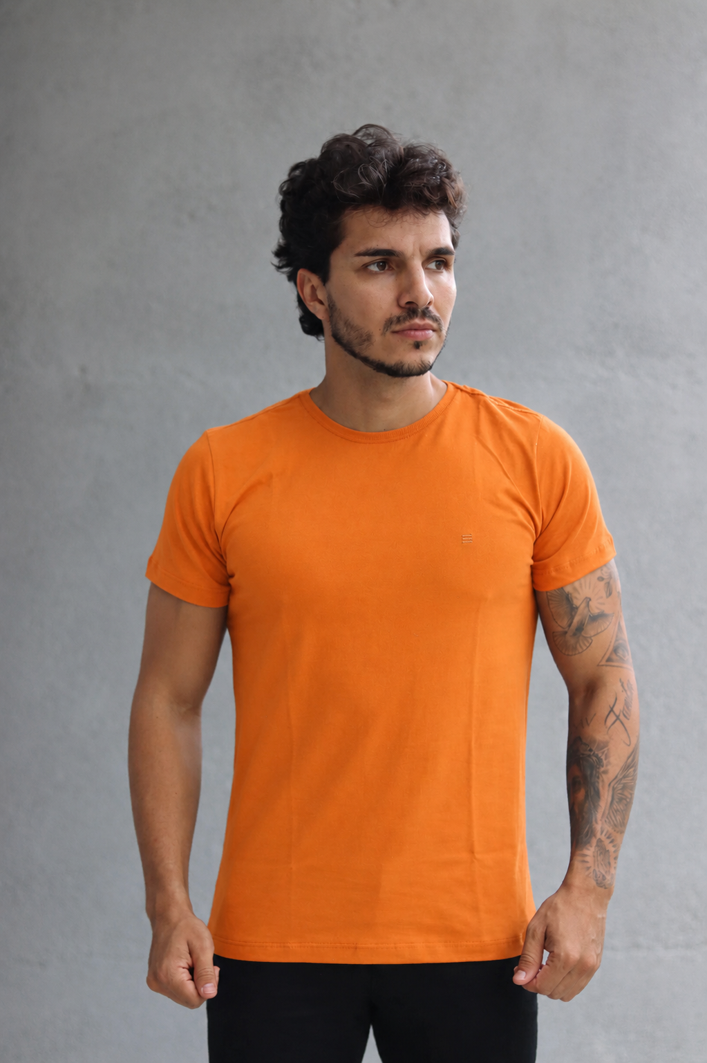 Camiseta Happen Clássica