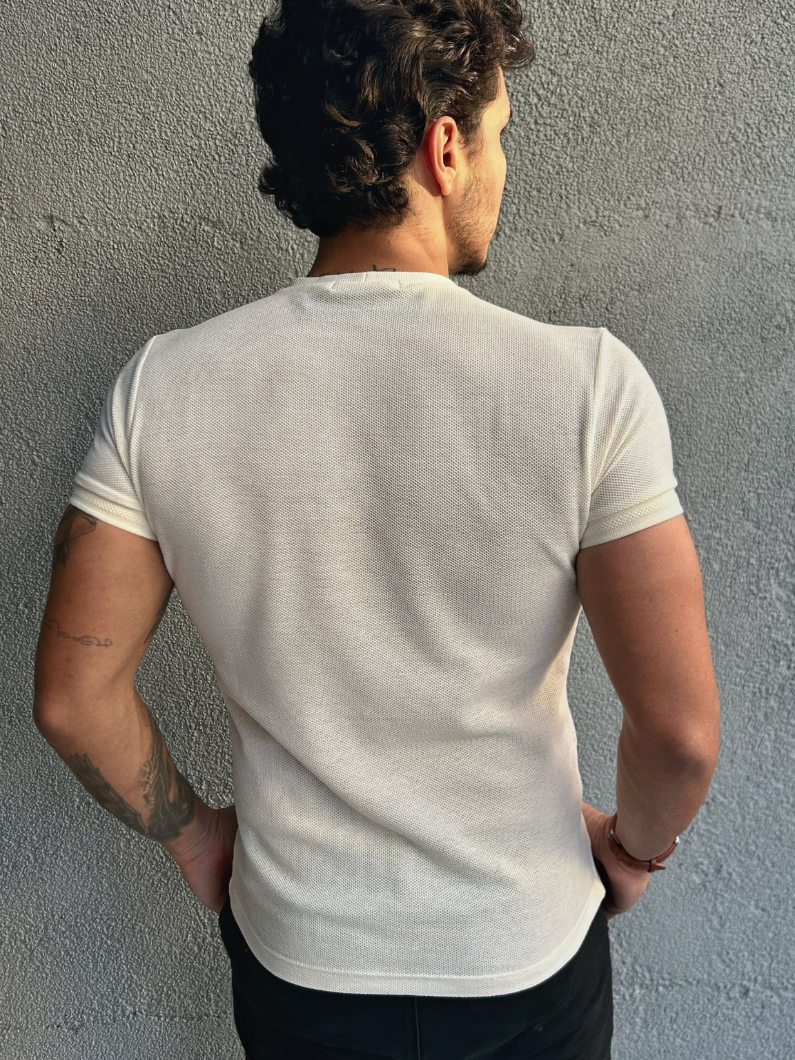 Camiseta Texturizada com Punho