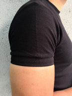 Camiseta Texturizada com Punho