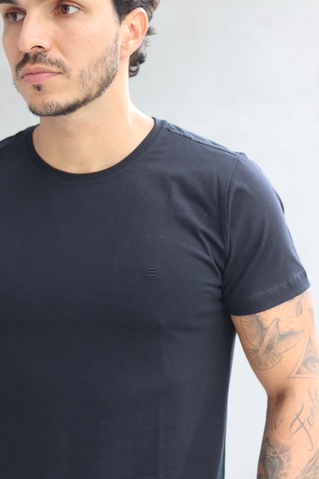 Camiseta Happen Clássica