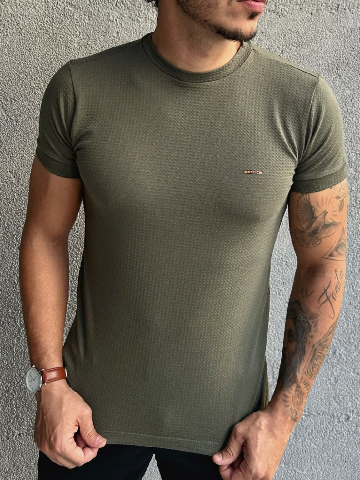 Camiseta Texturizada com Punho