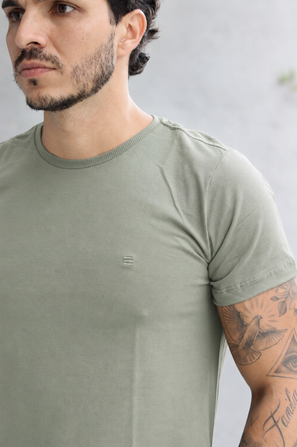 Camiseta Happen Clássica