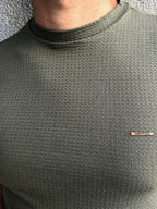 Camiseta Texturizada com Punho