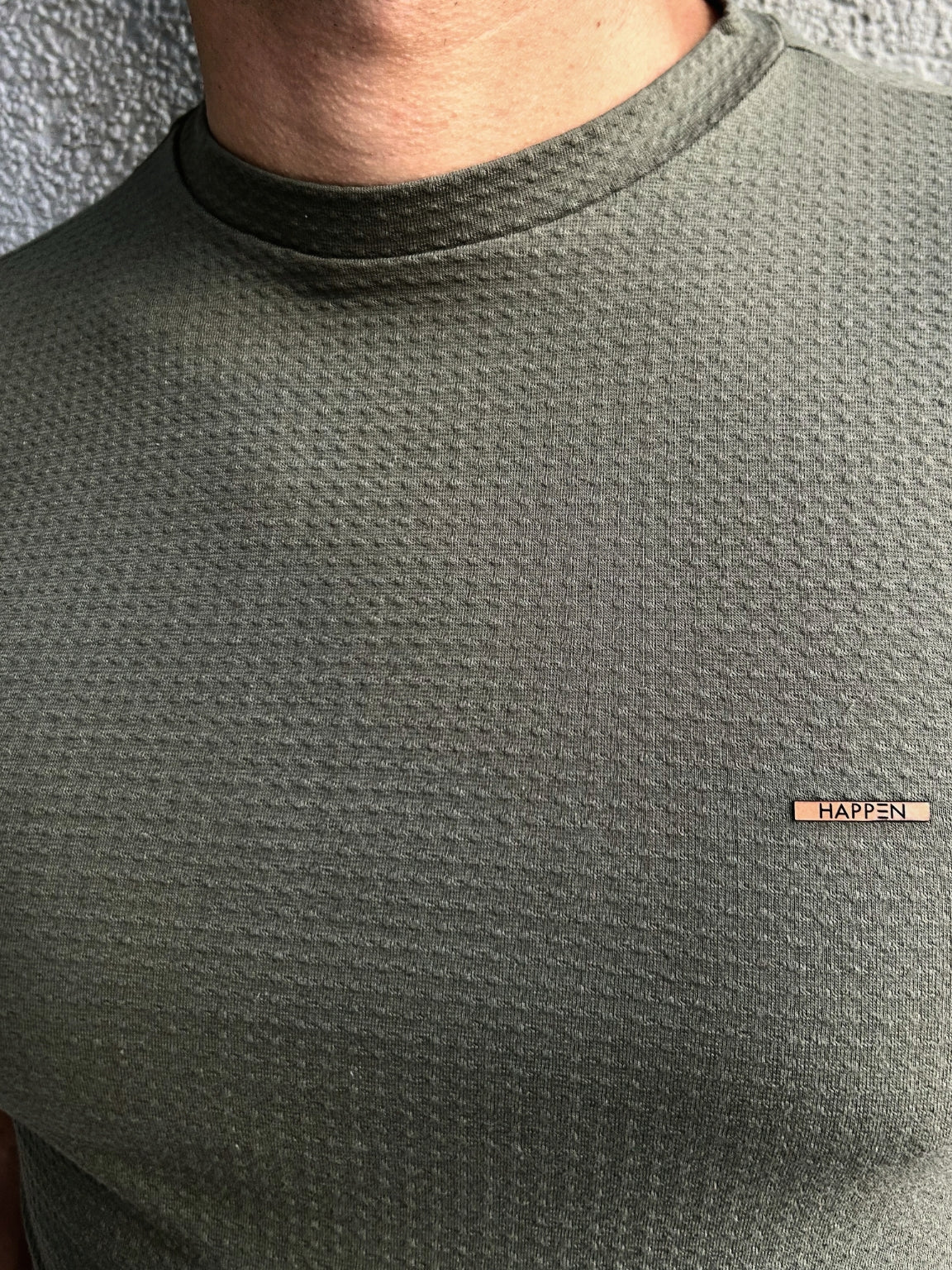 Camiseta Texturizada com Punho